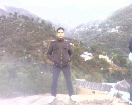 <><><><><>>><<meeeeeeeeeee>><<<><><><><><>